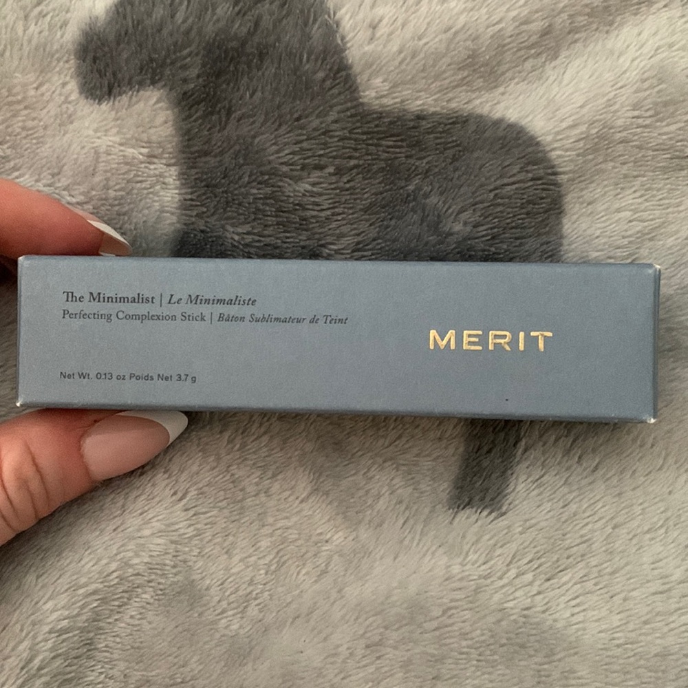 Merit “The Mininalist” Foundation - Linen